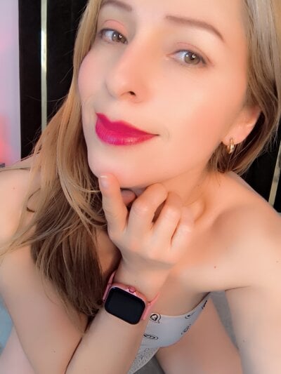 DanyFreydell - Stripchat Girl 