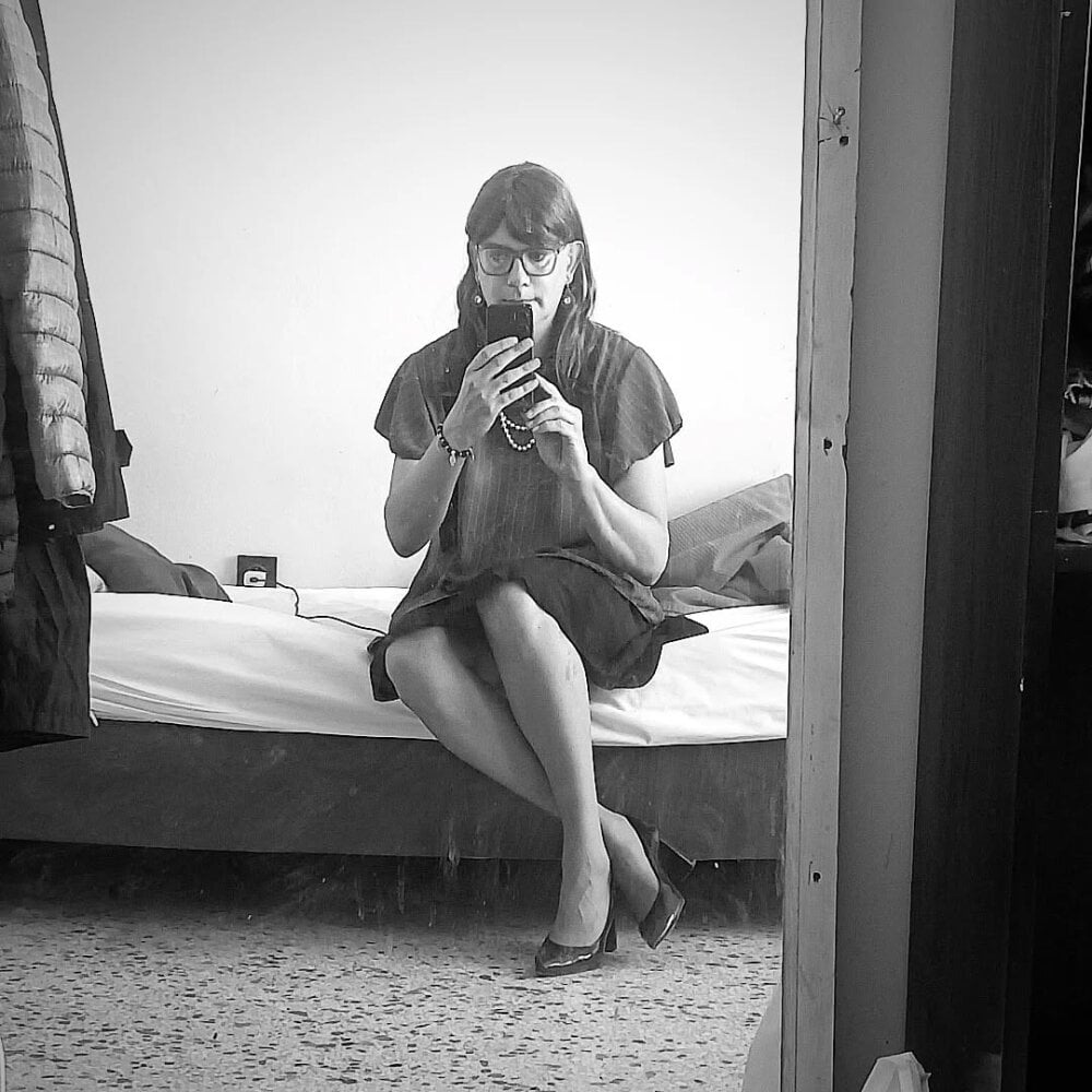 Nady79xxx's Offline XXX Chat