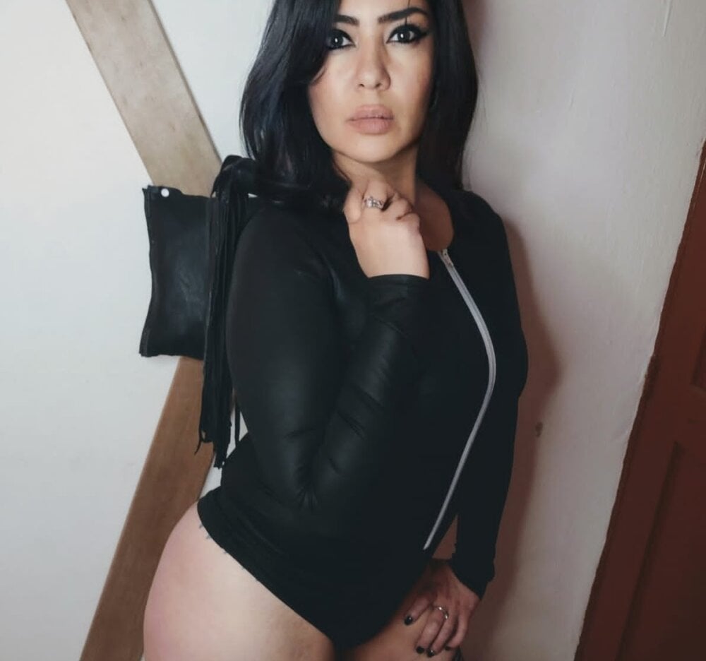 Cam girl luisahott