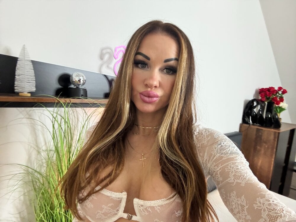 LuckyStacy's Offline XXX Chat