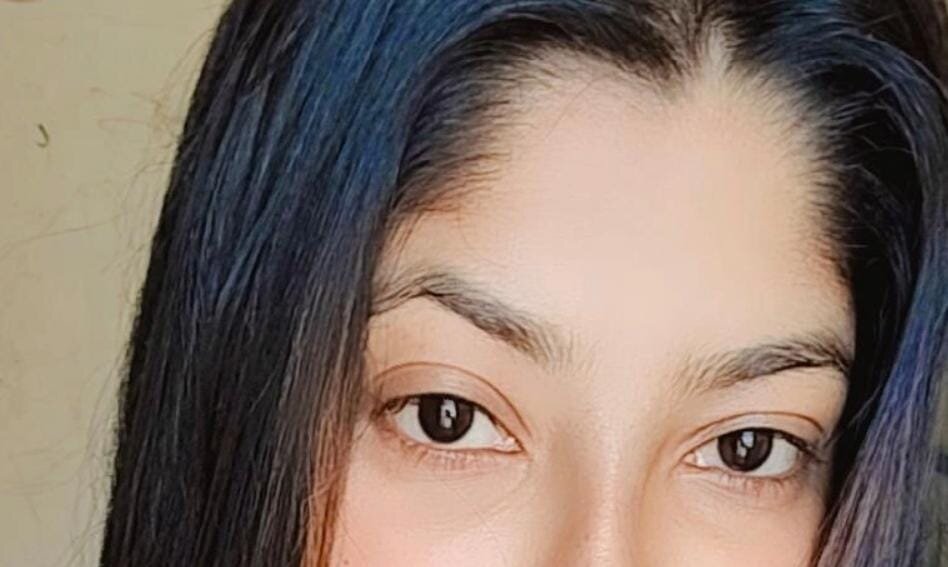 Hoty_Riya_09