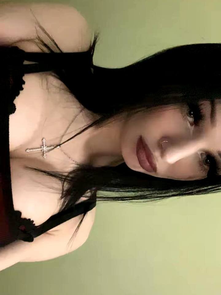 iluvcams.com joan_meoweere livesex profile in english cams