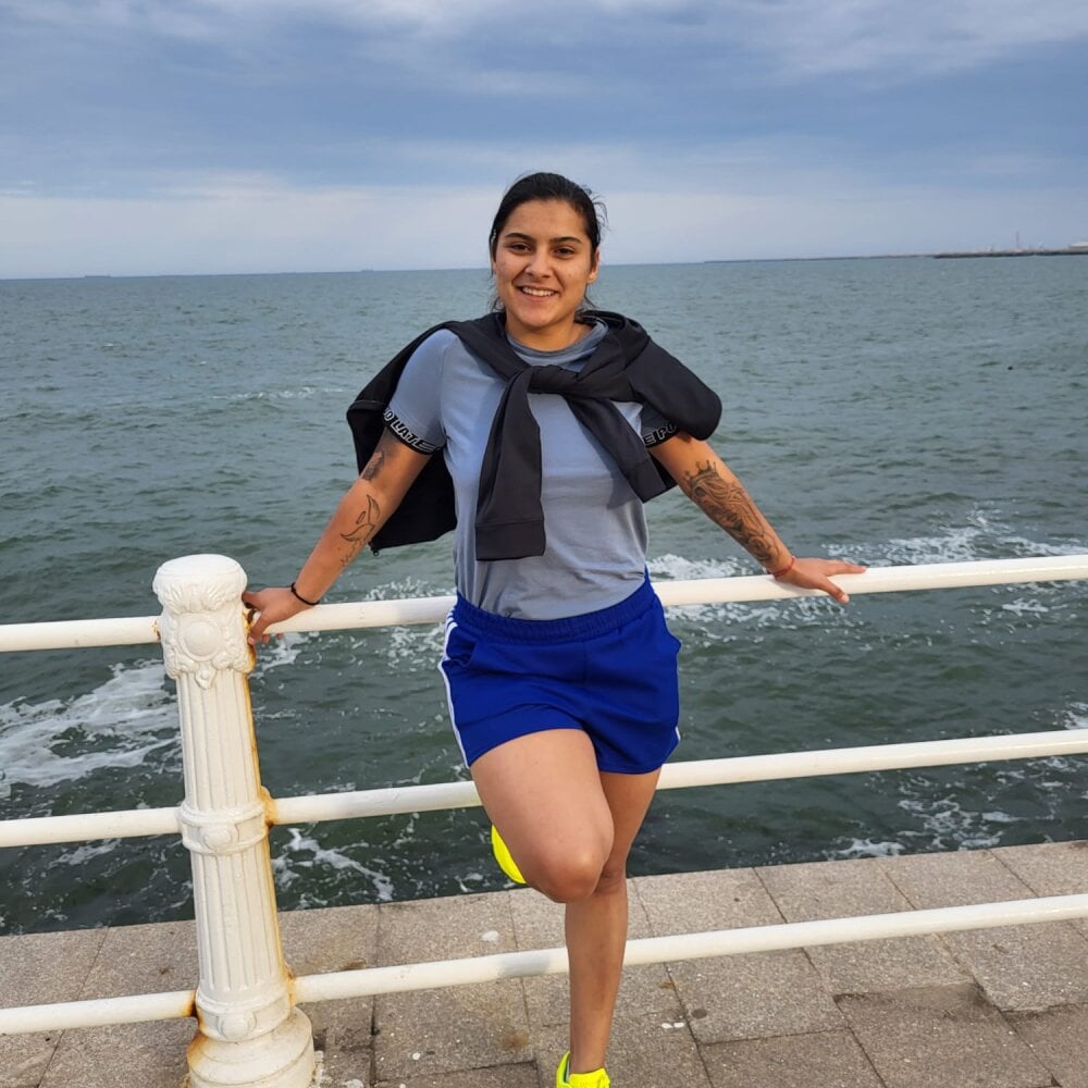 sexcam-girls.com amanda5biceps livesex profile in bisexual cams