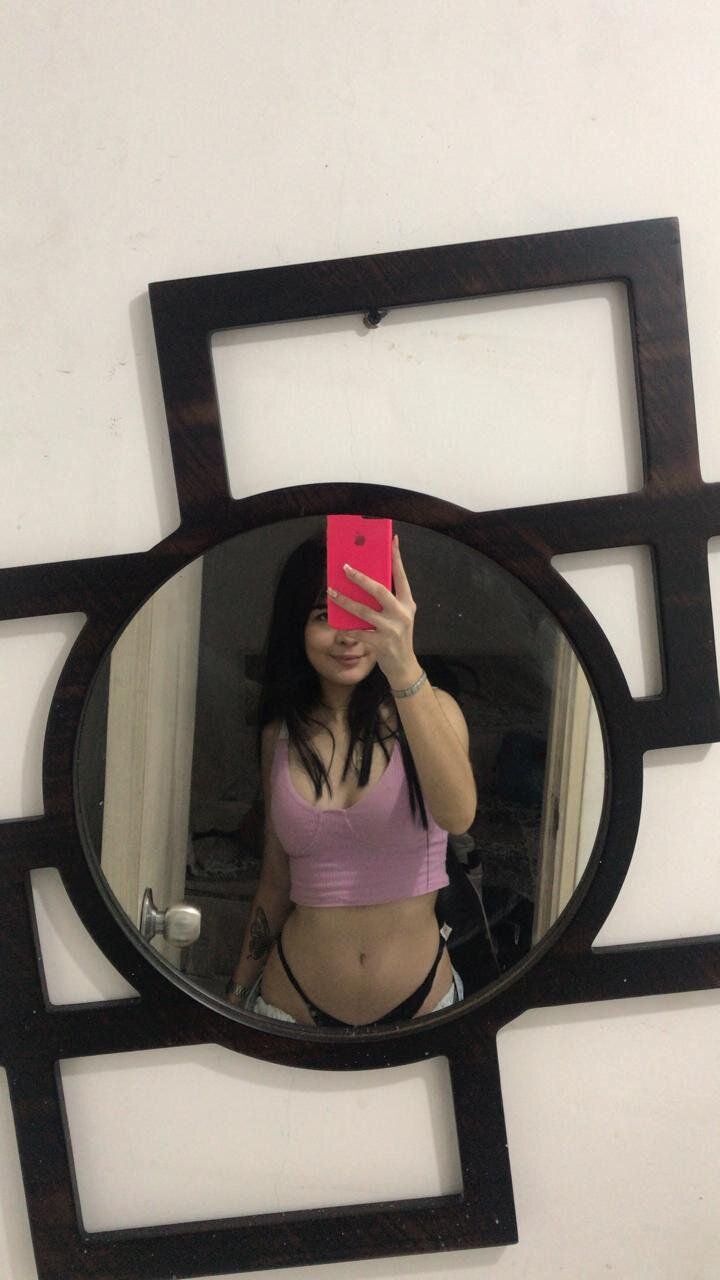 Adriana_lan