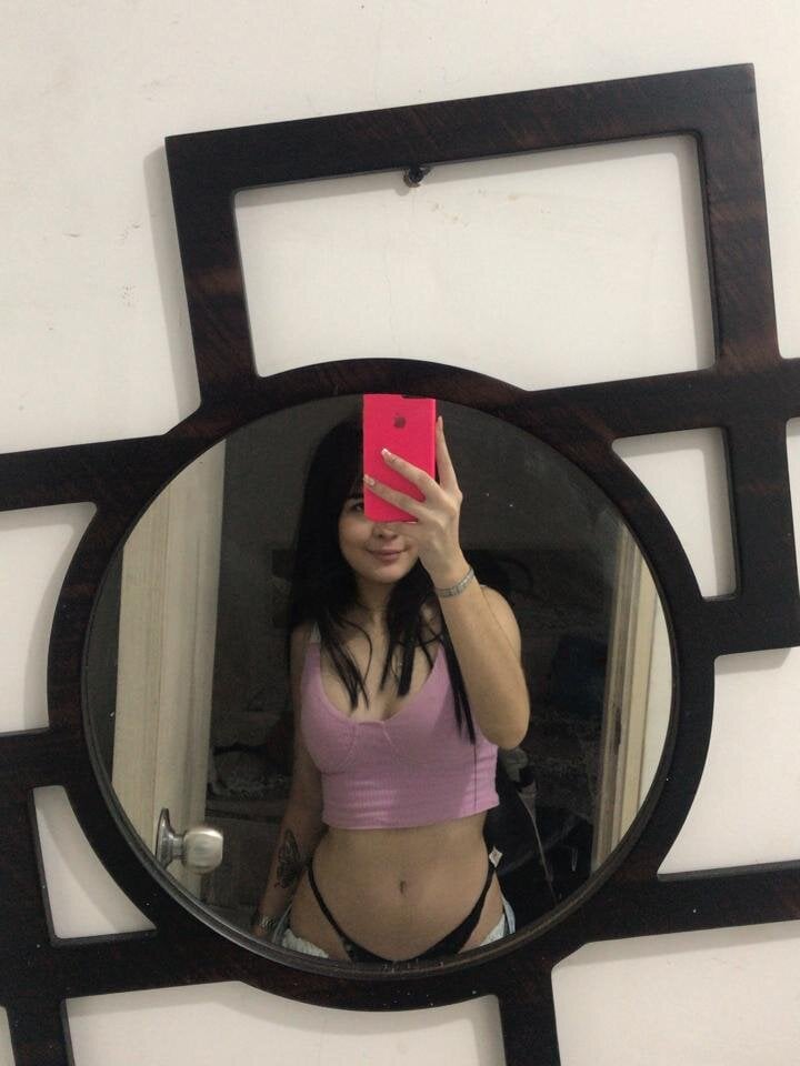 Adriana_lan profile