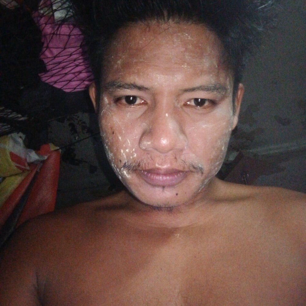 Ayetun008's Offline XXX Chat