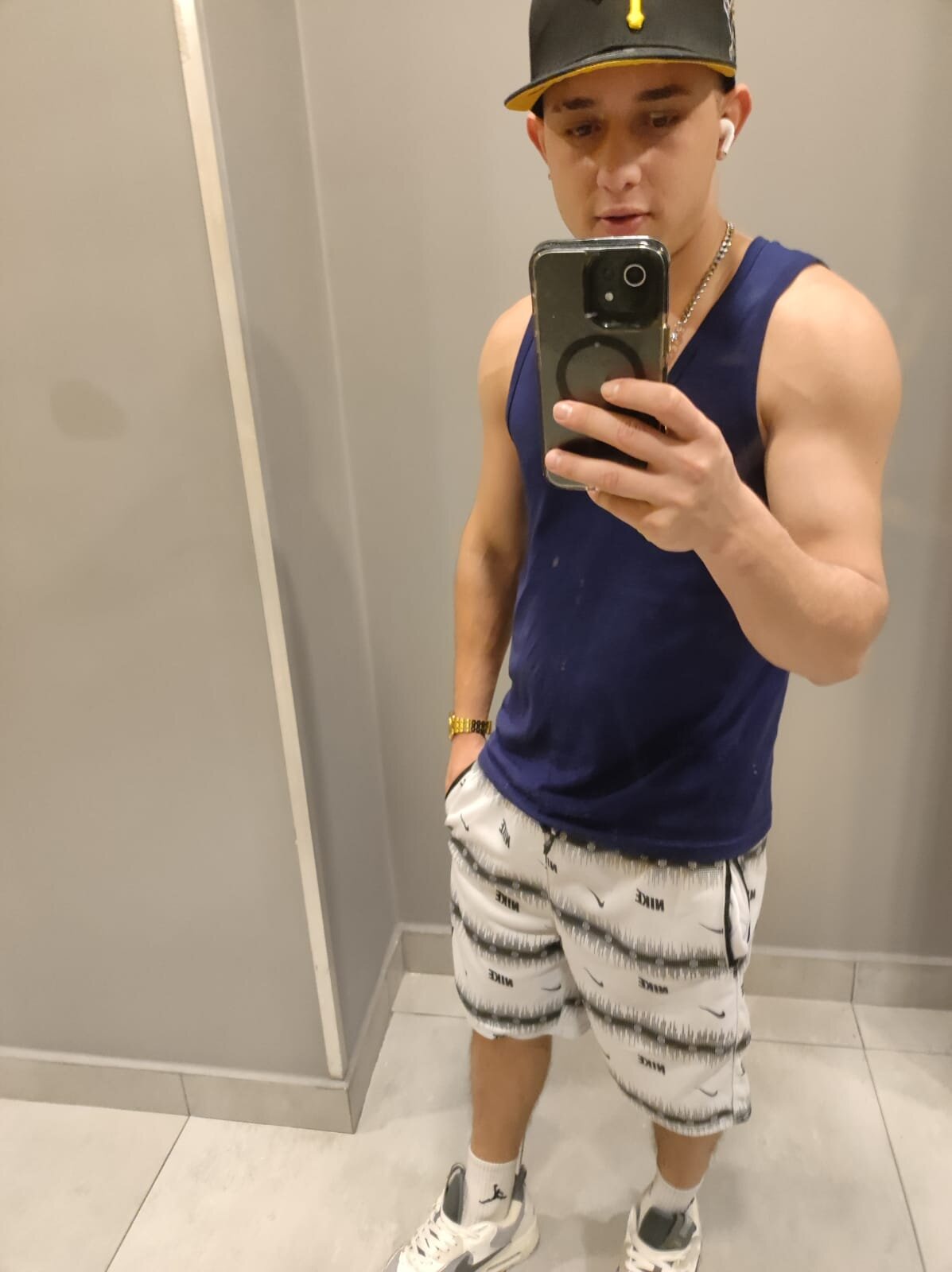Thiiago_69