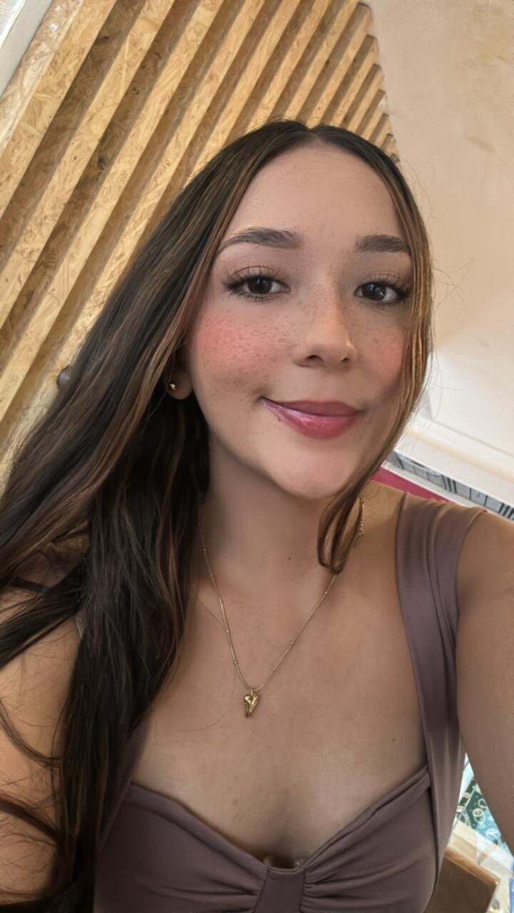 VALENTINA_RAYOO_