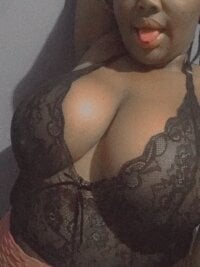 ThickEbony_20's Offline XXX Chat