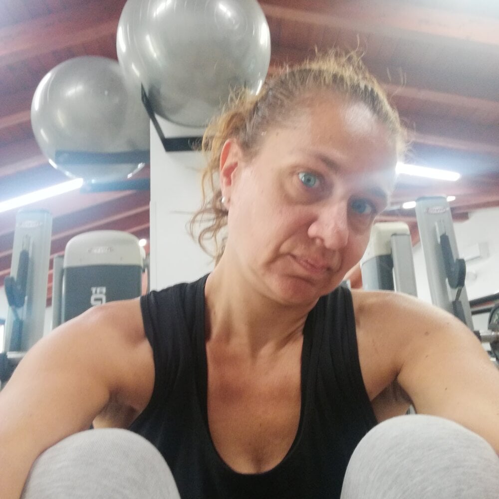 Ladyscorpion profile