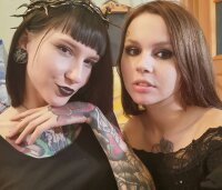 sexysuicidegirls' Offline XXX Chat