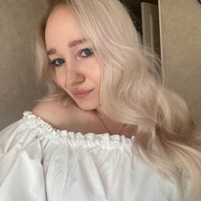 EmmaMauro 🕢 online sex chat