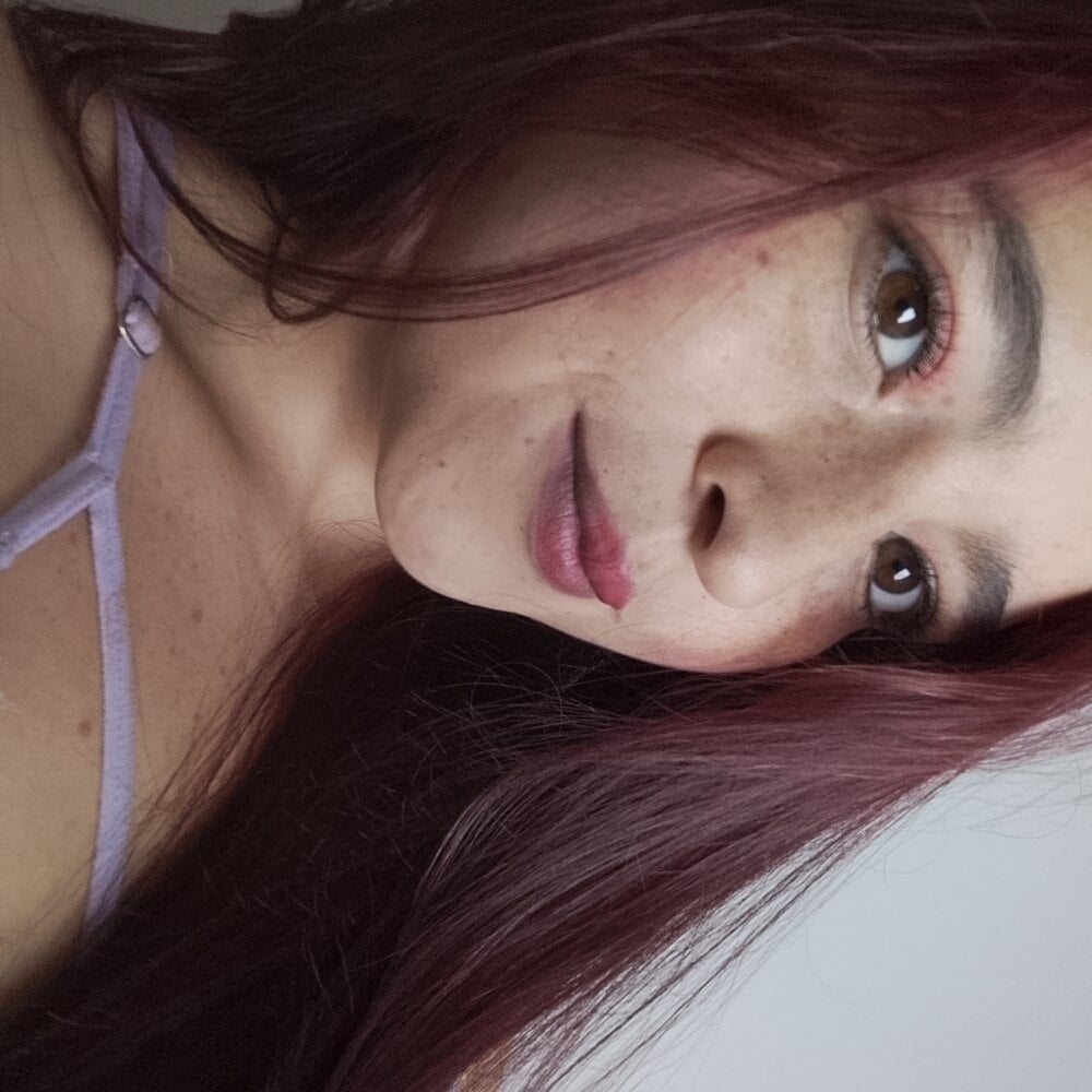 xuxi_xxx from stripchat