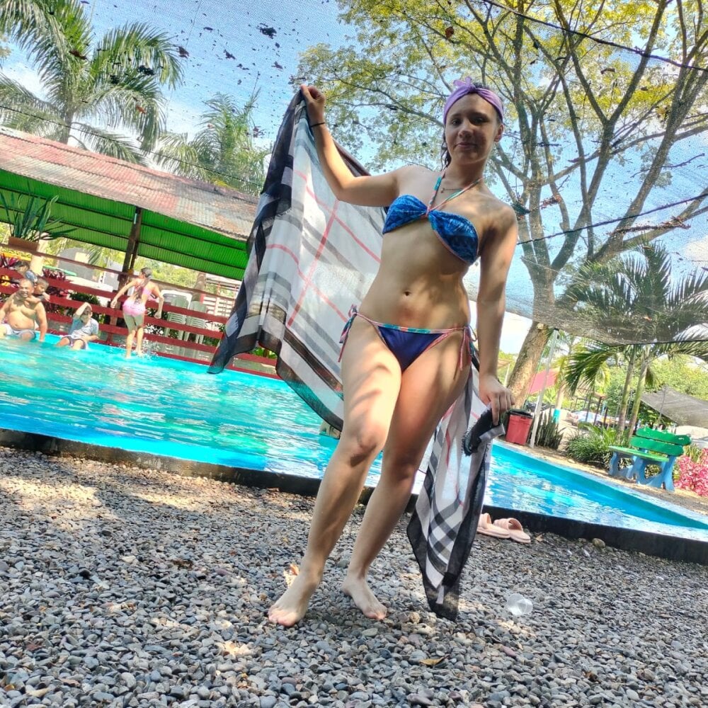 Chat +18 off-line de valeryn__rosse