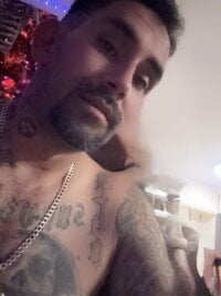 Model hornycouple818