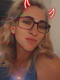 RoxytheBluepill