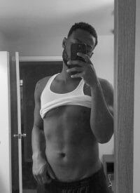 Creampie_Daddy Show di sesso, in cam, in diretta