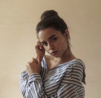 AmiliBlureSky's Offline Chat Room