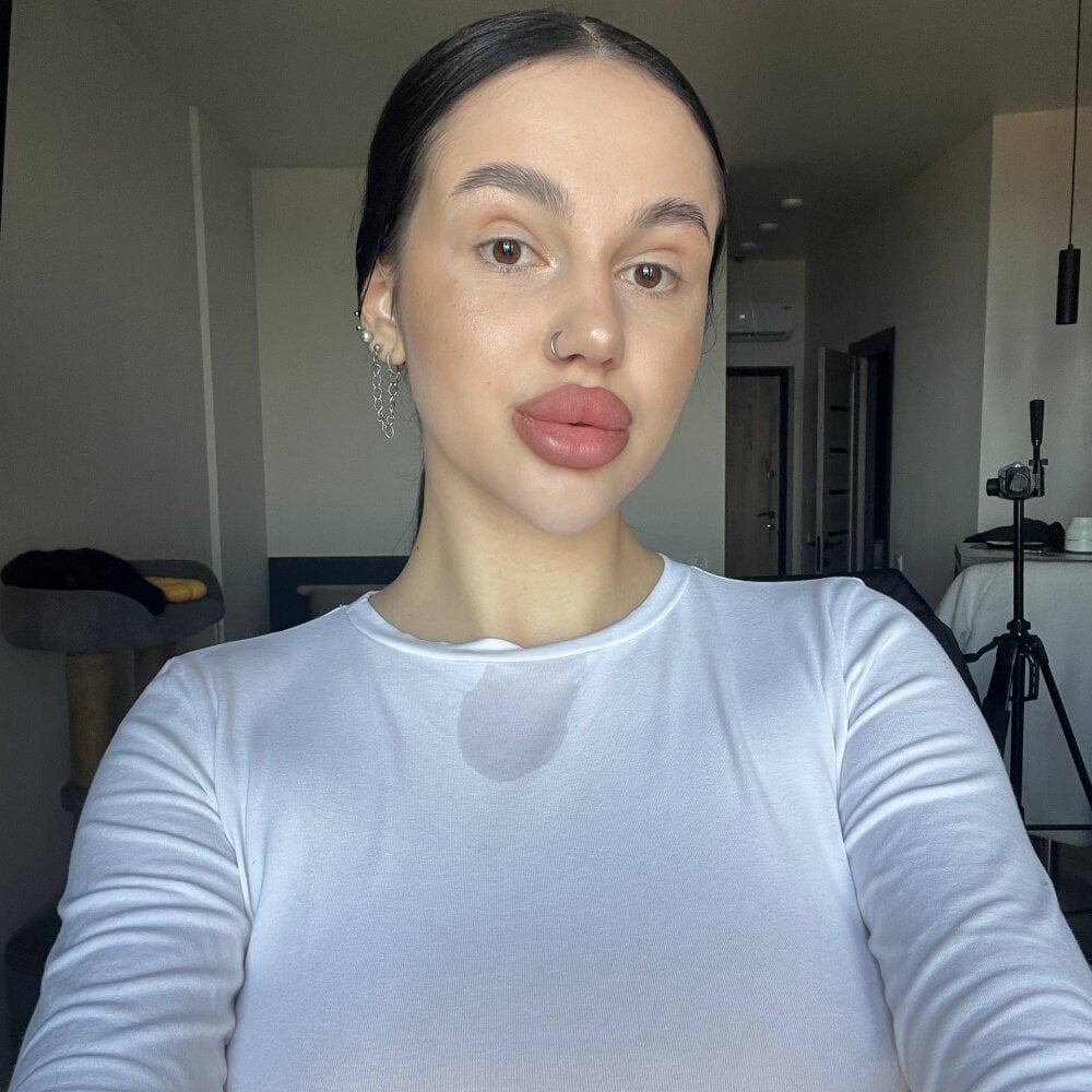 pornsexycams.com elisebonser livesex profile in bisexual cams