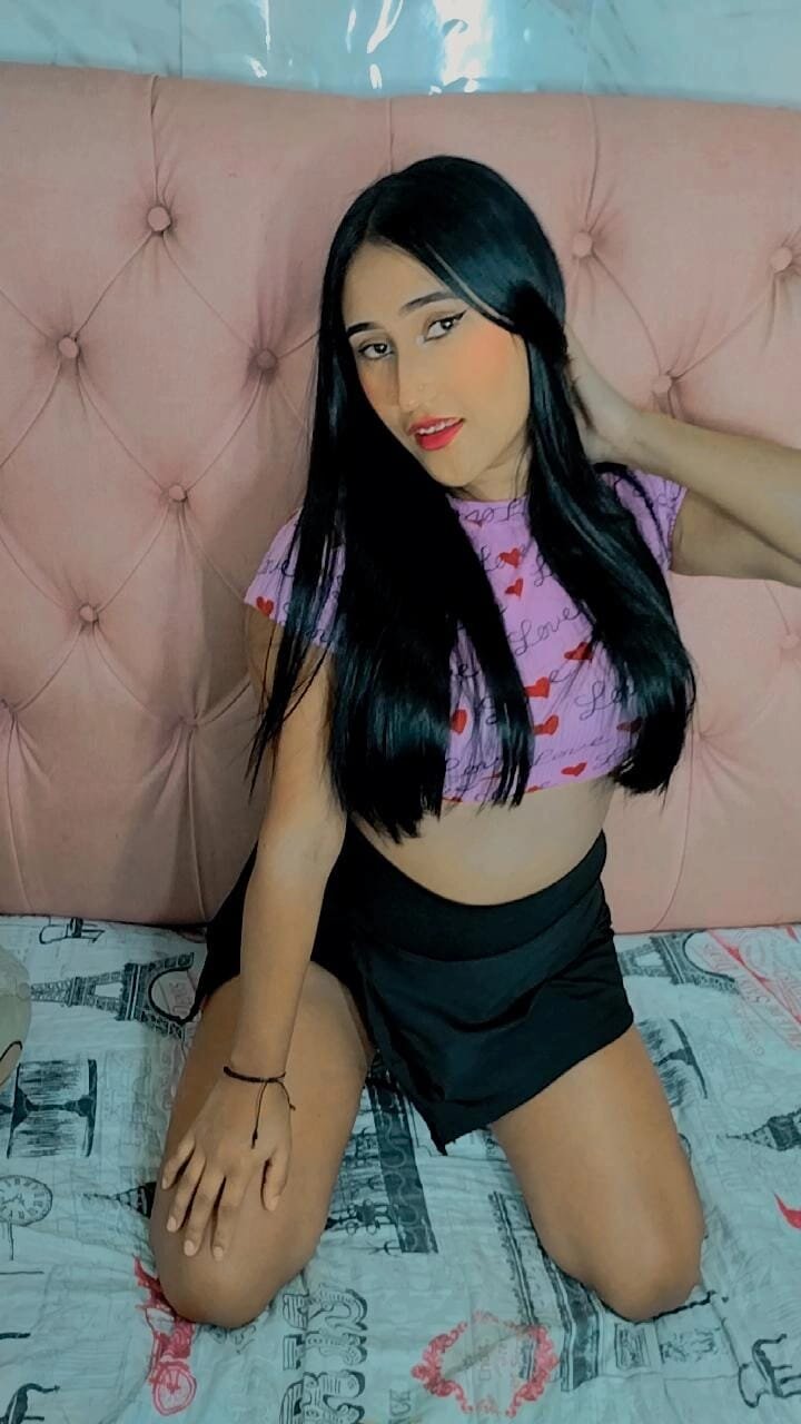 camila_wood