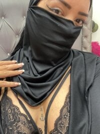 yamile_'s Offline Chat Room