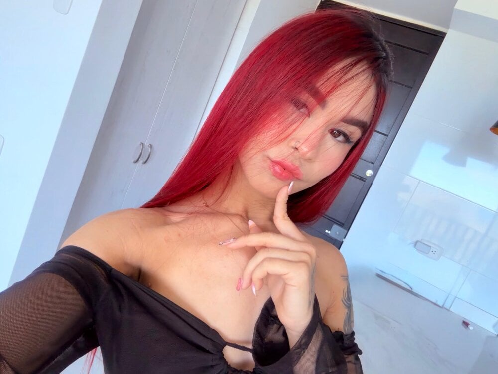 stripchat sophiaberryy webcam profile pic via newporncams.com