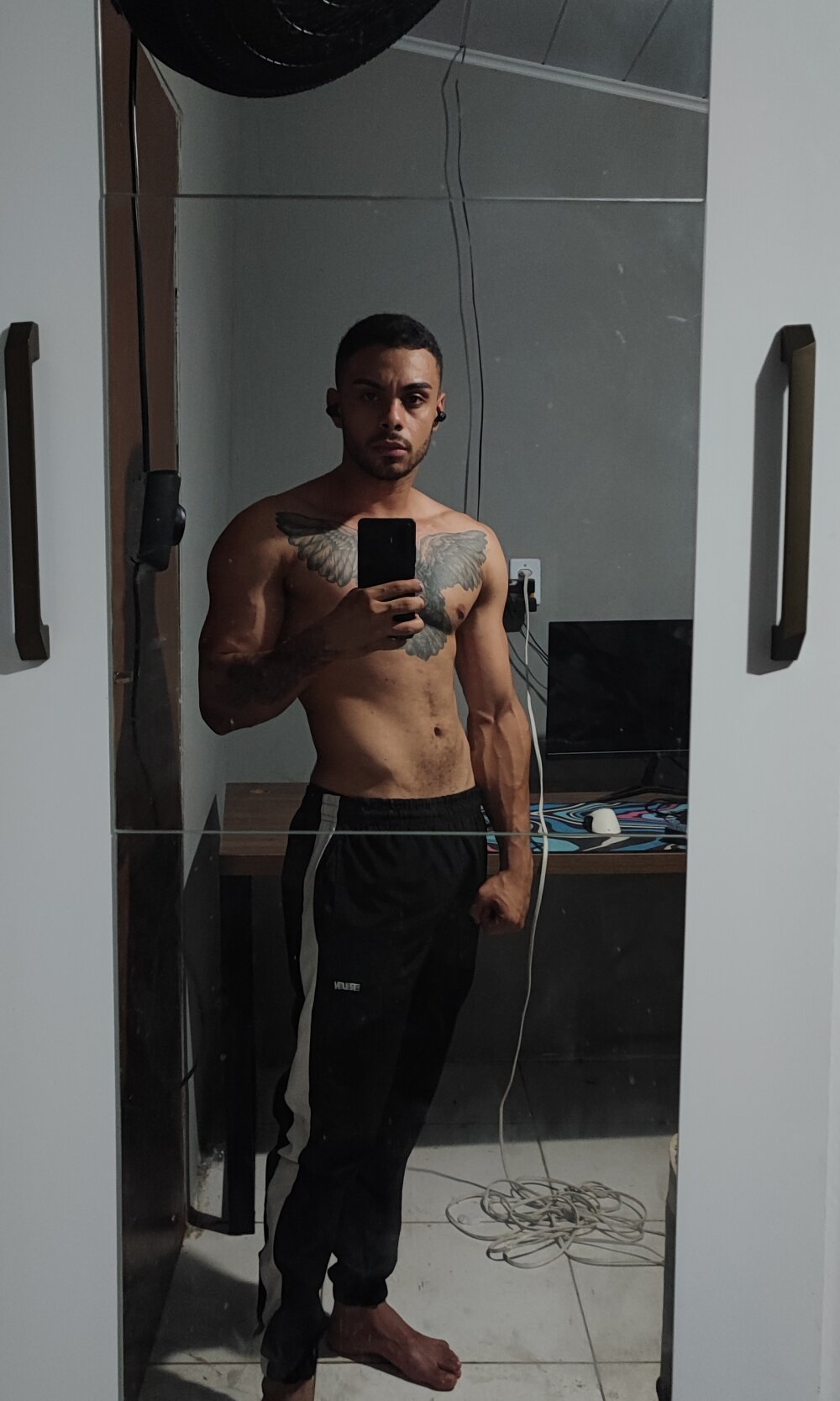 yukii1282's Offline XXX Chat