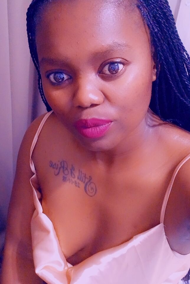 Live sex webcam photo for EasternCapeFlower #288510651