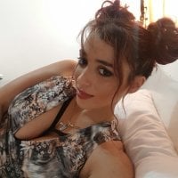 hugetits90xxx's Live Sex Cam Show