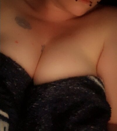 Black_Amy_Deluxe