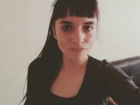 BlondyZayra's Offline XXX Chat