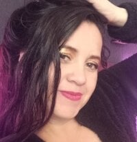 nastyslave's Offline Chat Room