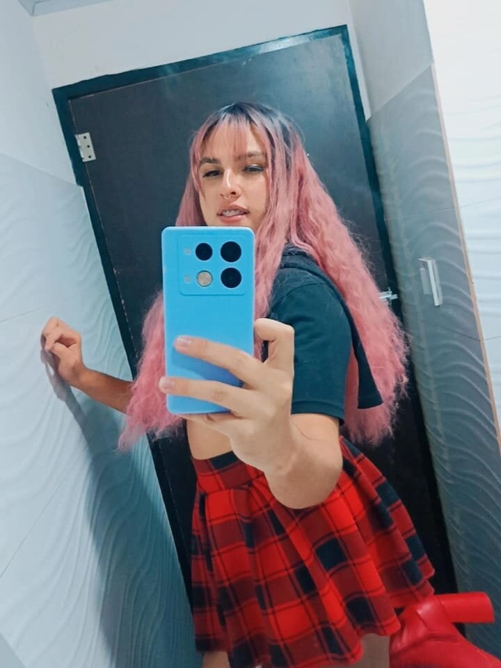 kimbely_valentina from stripchat
