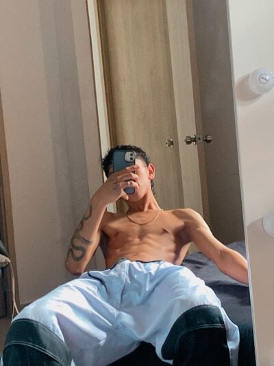 Noah_avila - Stripchat Teen Blowjob Cam2cam Boy 
