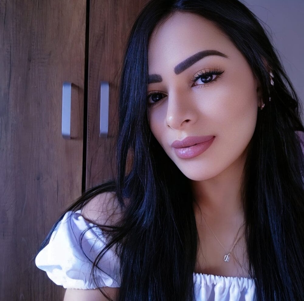madison__love_ from stripchat
