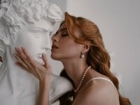 Kira_Mo0n's webcam live show