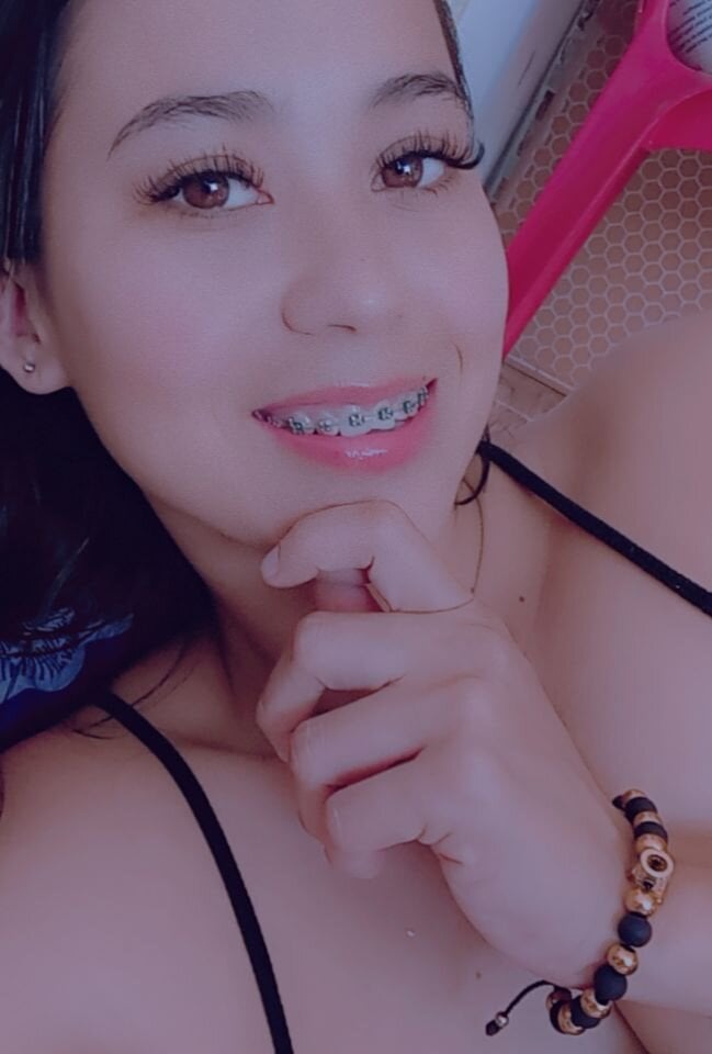 Live sex webcam photo for MiaBlue_01 #290793249