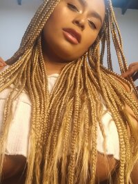 Caramelsexyt's Offline XXX Chat