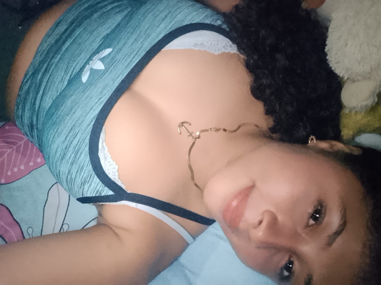 Mia_guitierrez