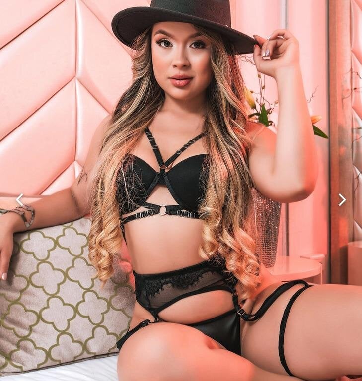 Live sex webcam photo for Natalyefoster #289908604