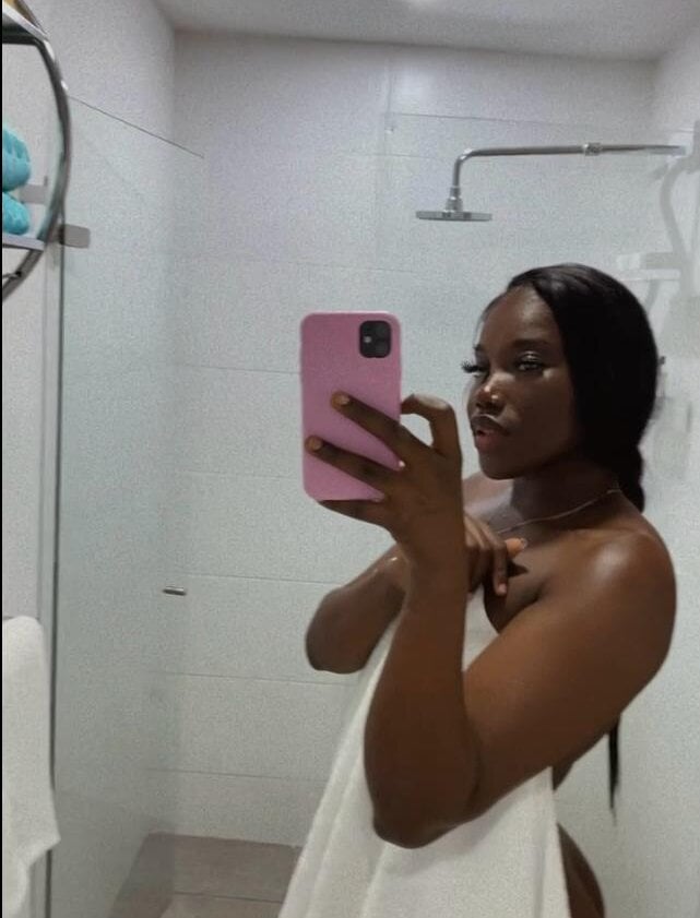 IvannaMuller_ profile