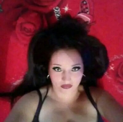 CristialJones_ private show