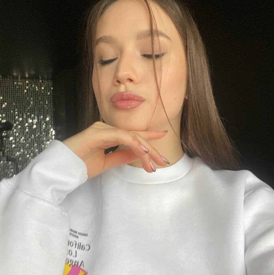 LisaLeev's Offline XXX Chat