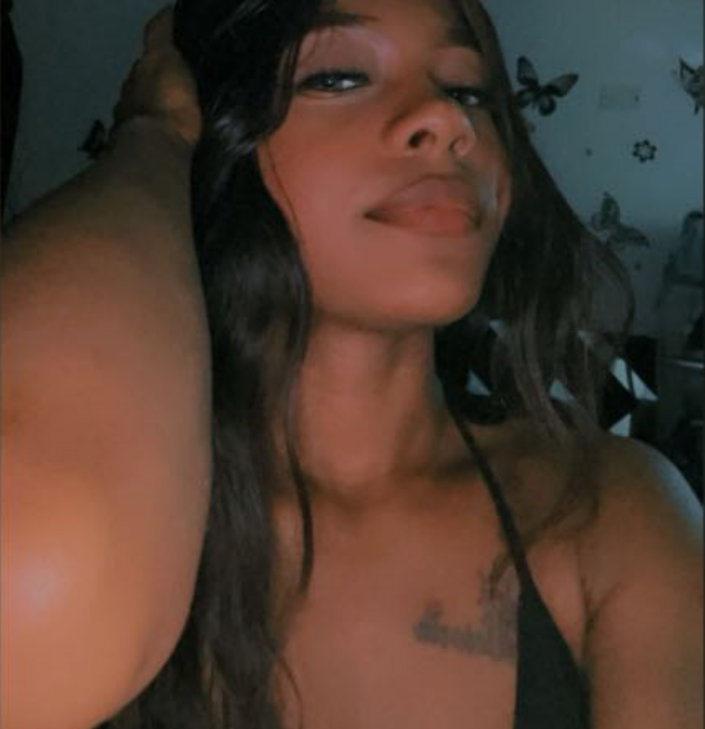 ShainaLyn profile