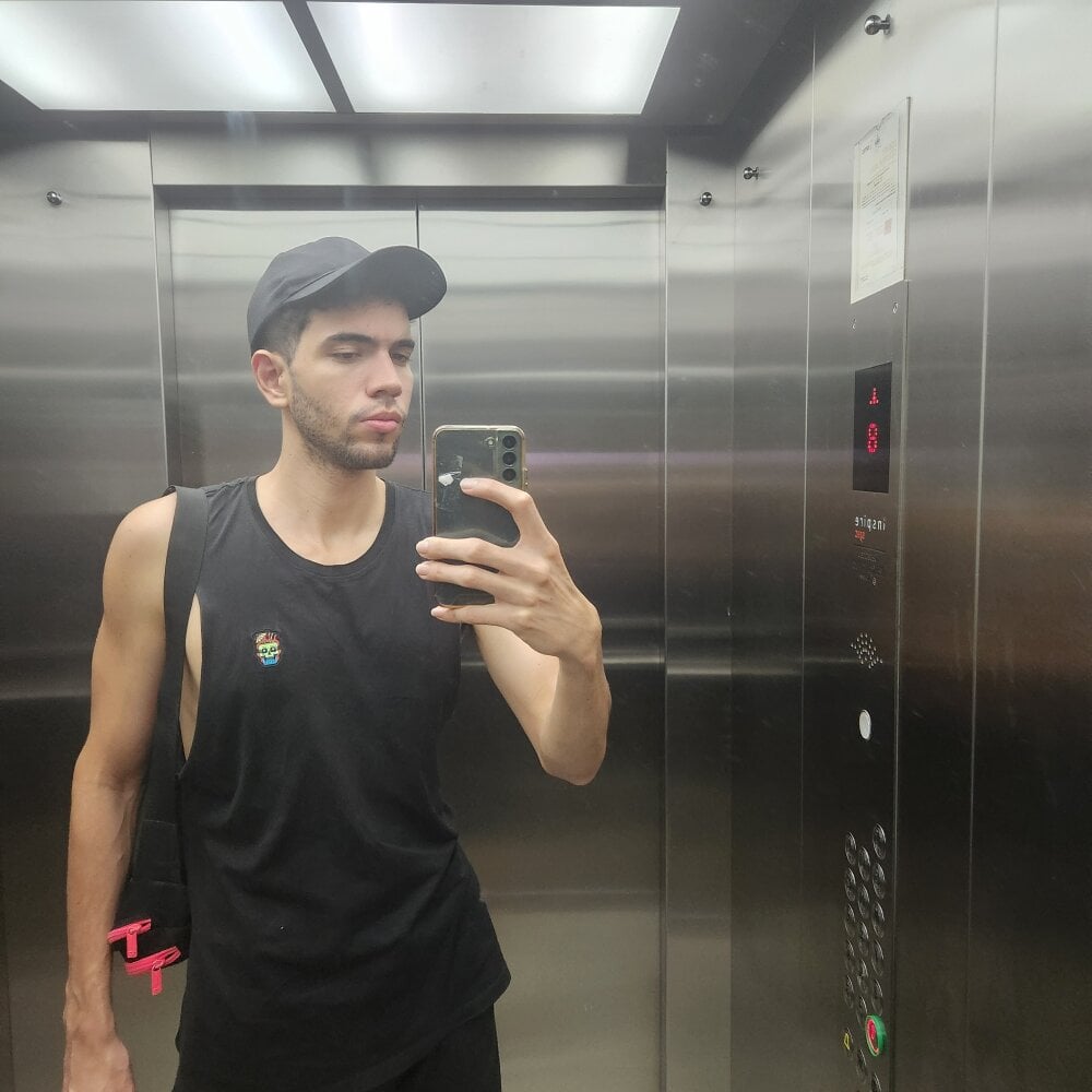 anselgray25