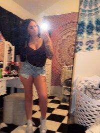 plentycherries12's Offline XXX Chat