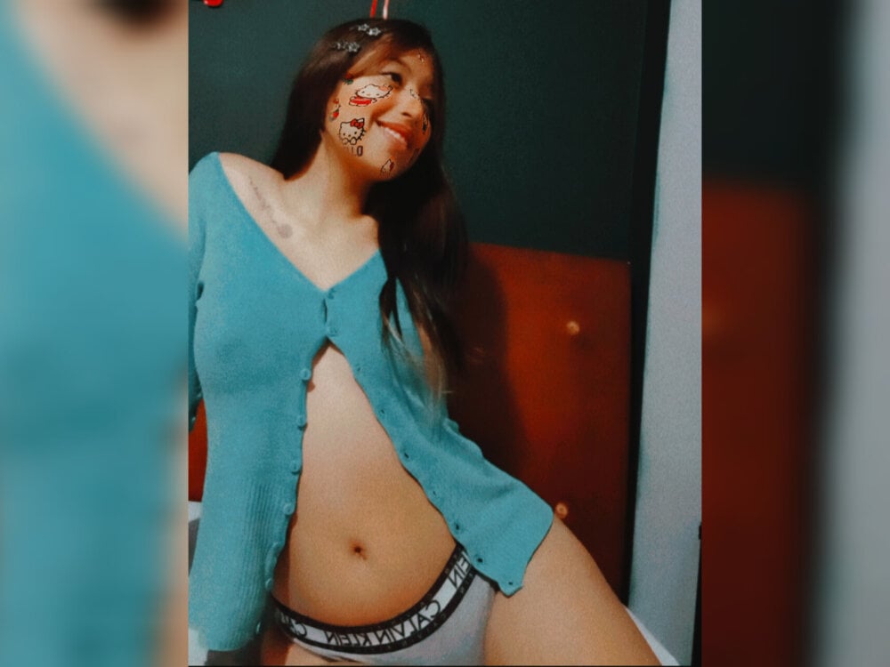 Channel_brunnette