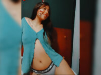 Channel_brunnette