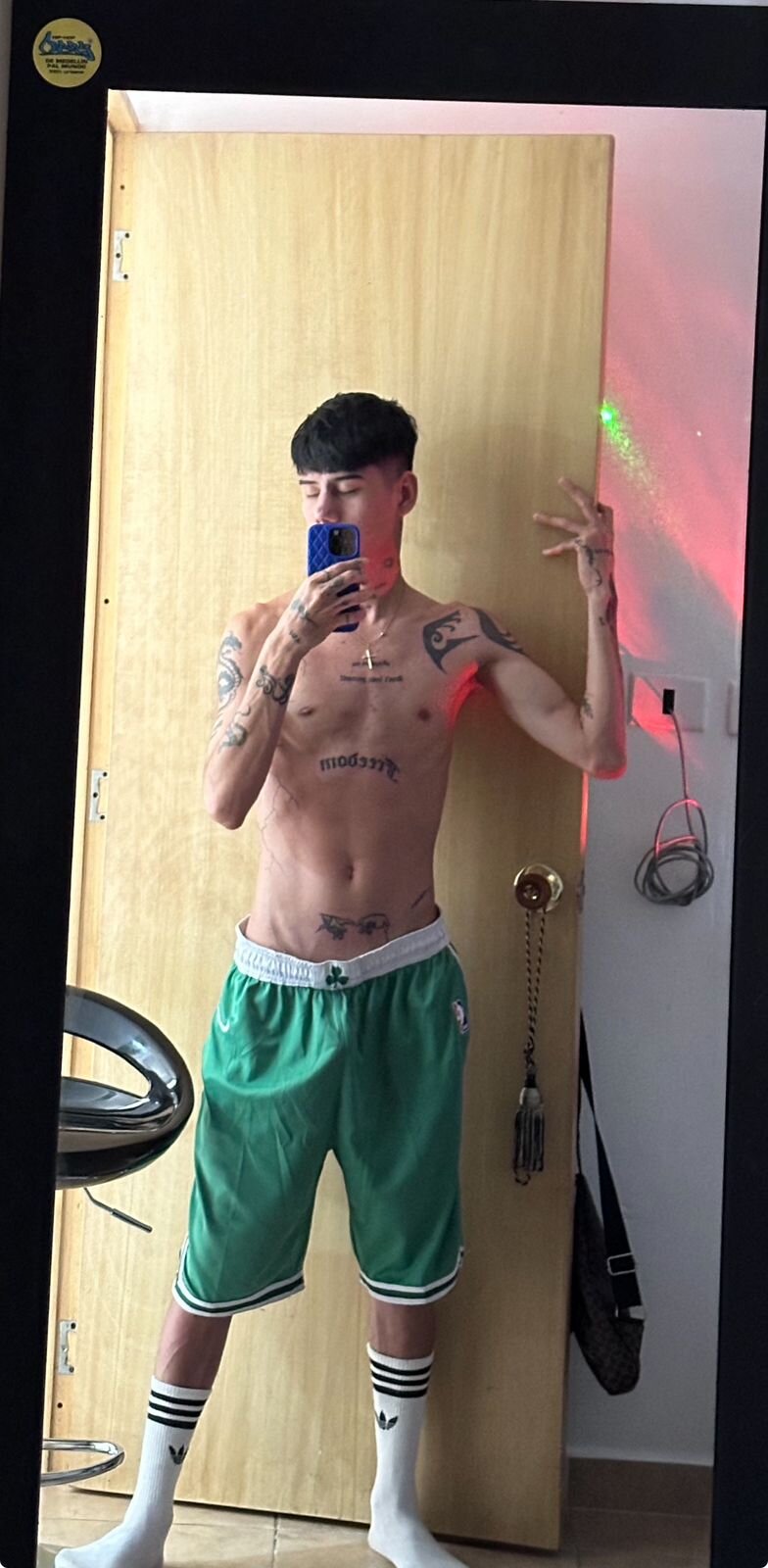 SexyBoy_1211