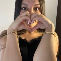 Emilie-Soto04's Offline XXX Chat